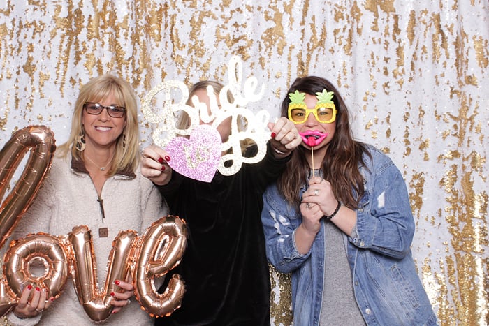 Manor at Coffee Creek Photo Booth