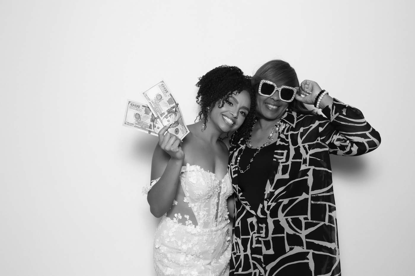 Vinterra Wedding Photo Booth