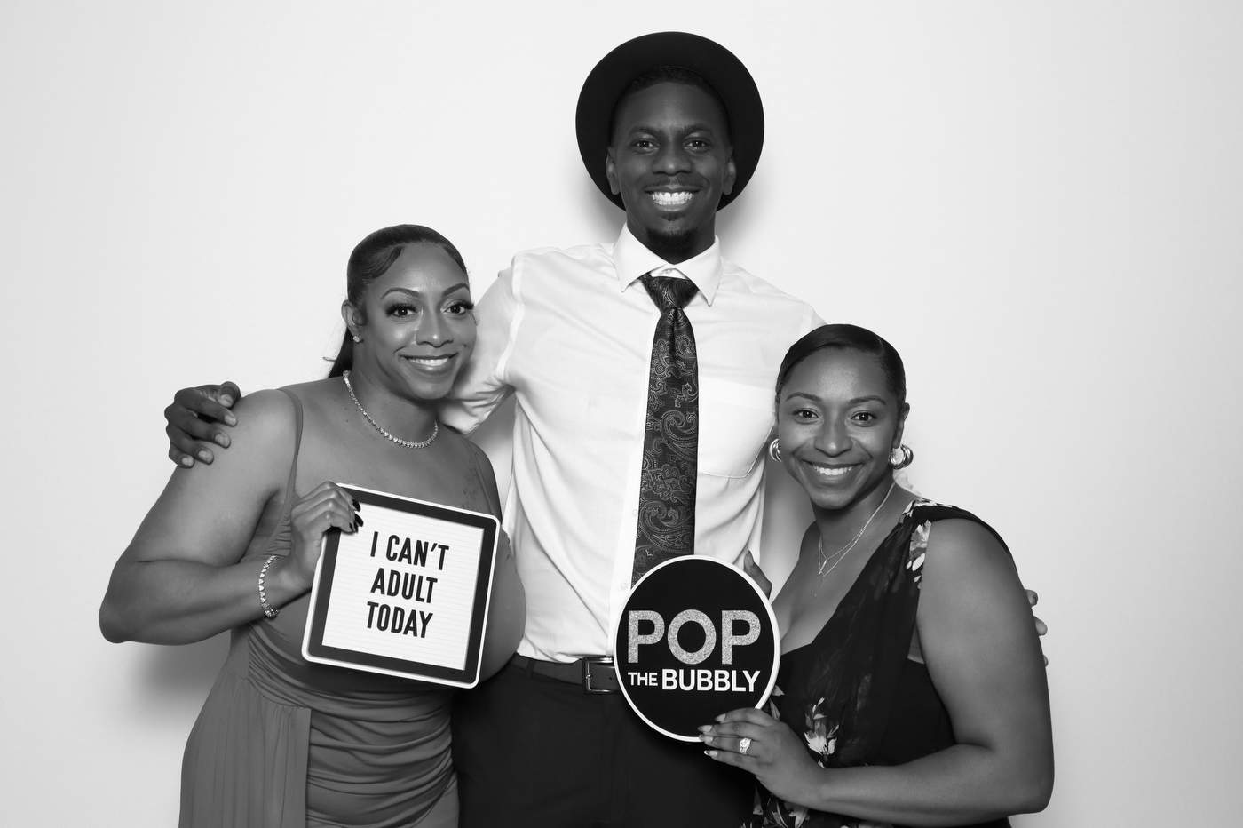 Vinterra Wedding Photo Booth