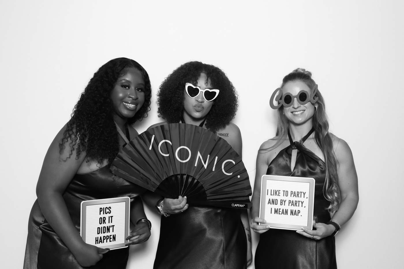 Vinterra Wedding Photo Booth