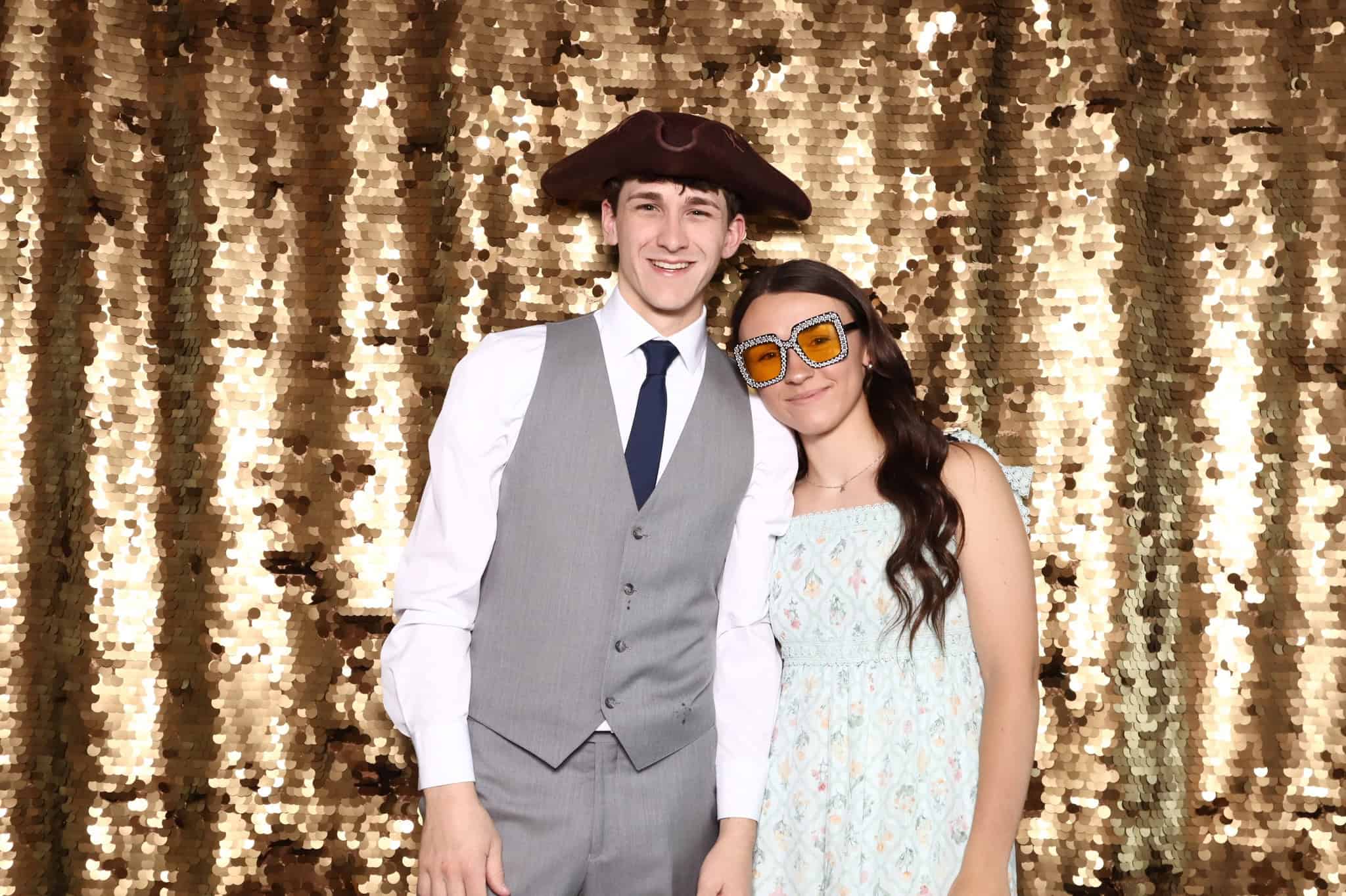 Sparrow Beginnings Wedding Photo Booth