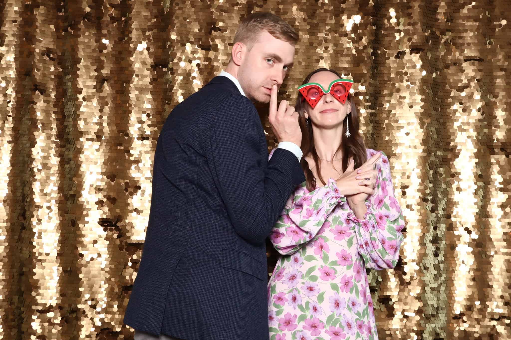 Sparrow Beginnings Wedding Photo Booth