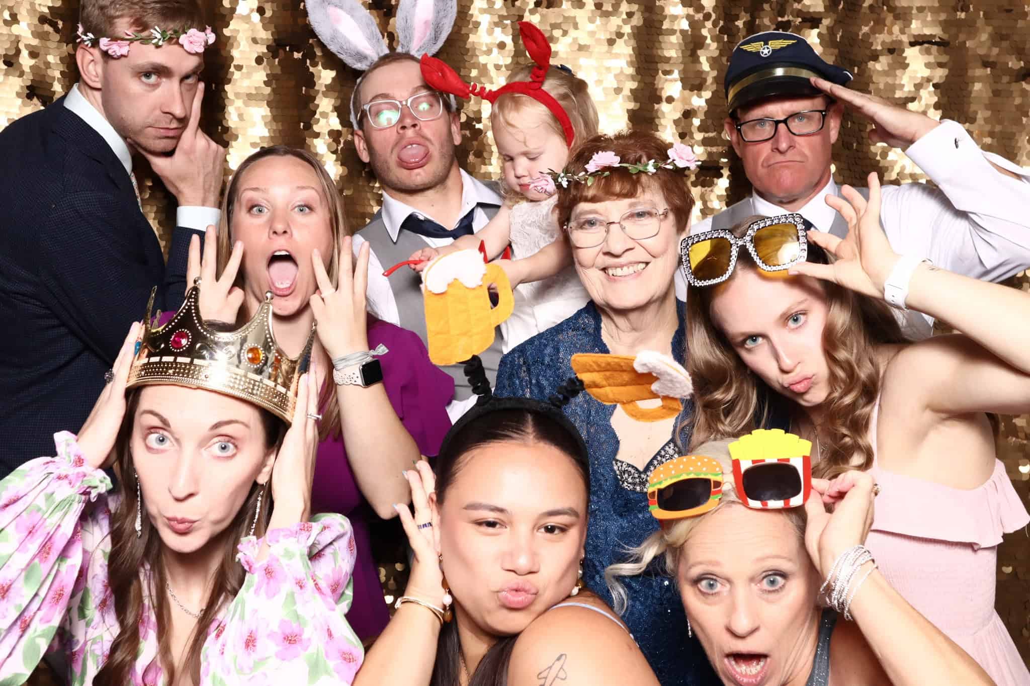 Sparrow Beginnings Wedding Photo Booth