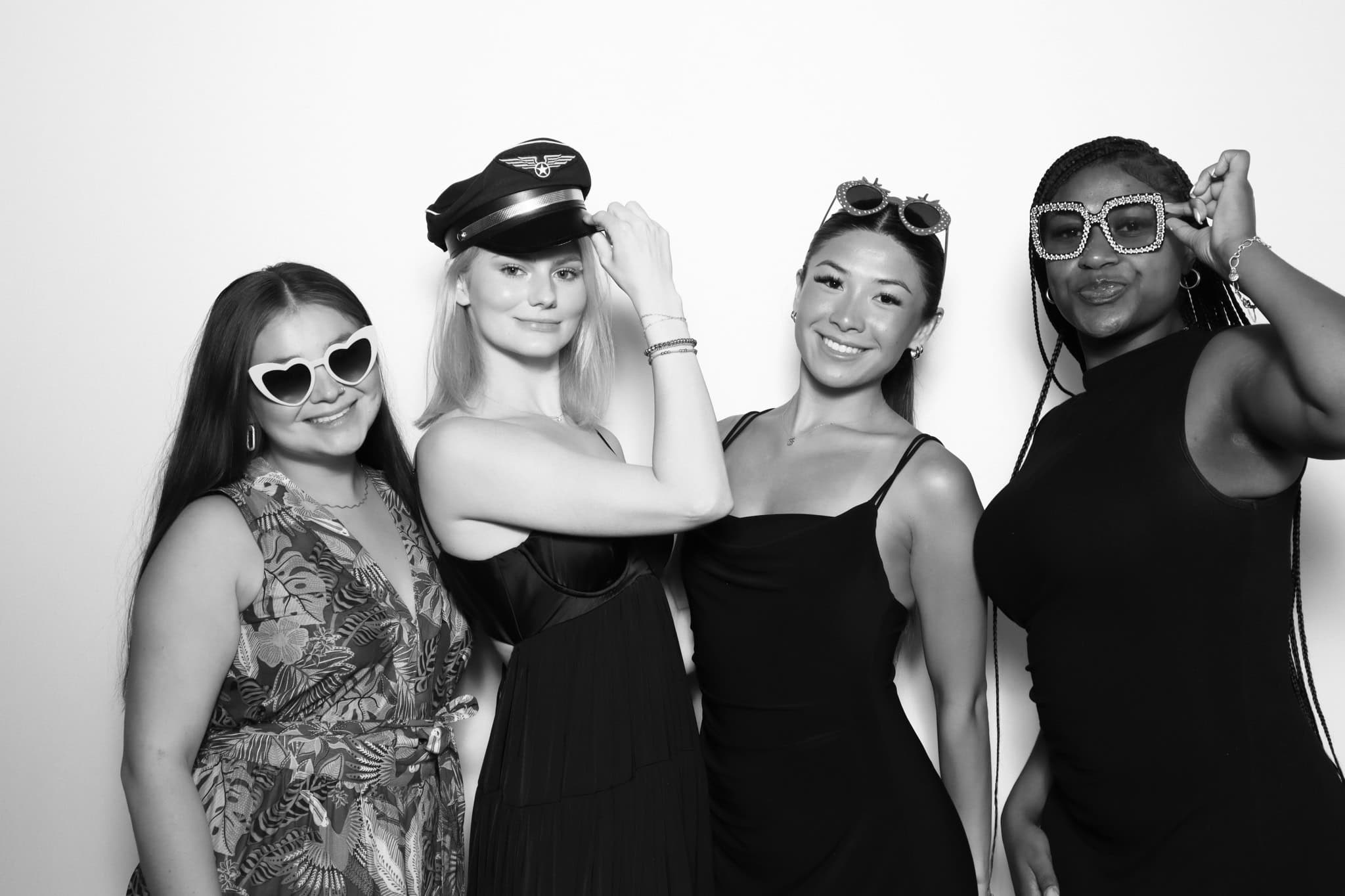 Black & White Glam Booth