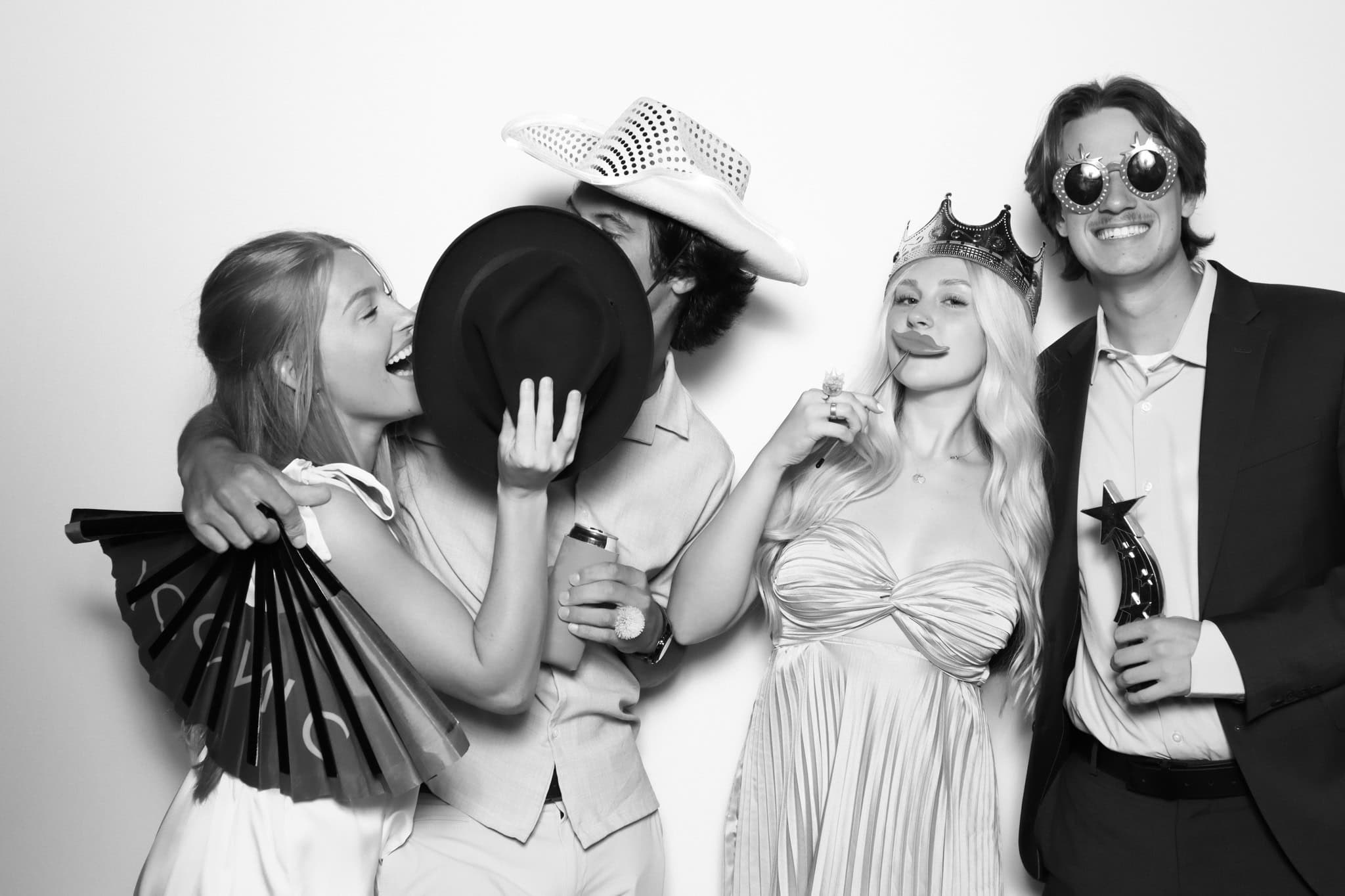 Black & White Glam Booth