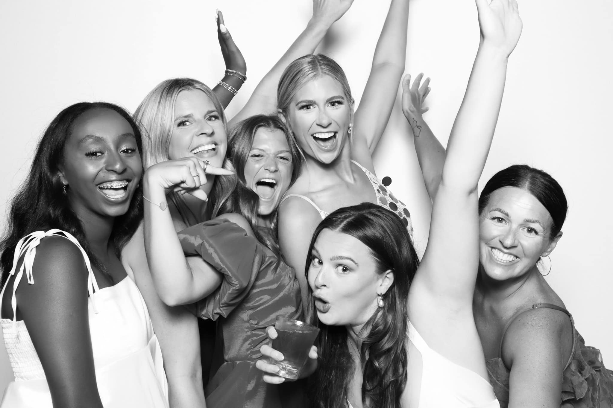 Black & White Glam Booth